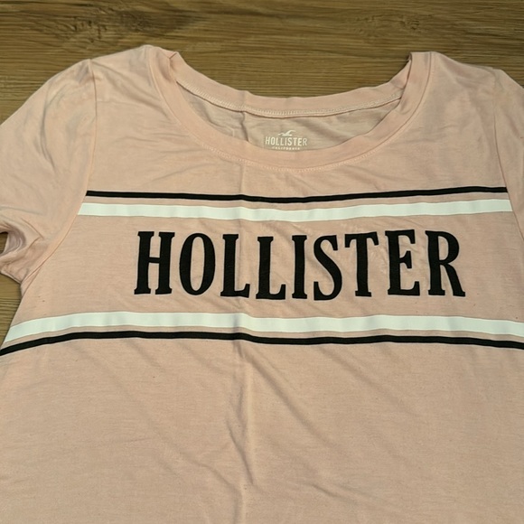 Hollister tee - Picture 2 of 2